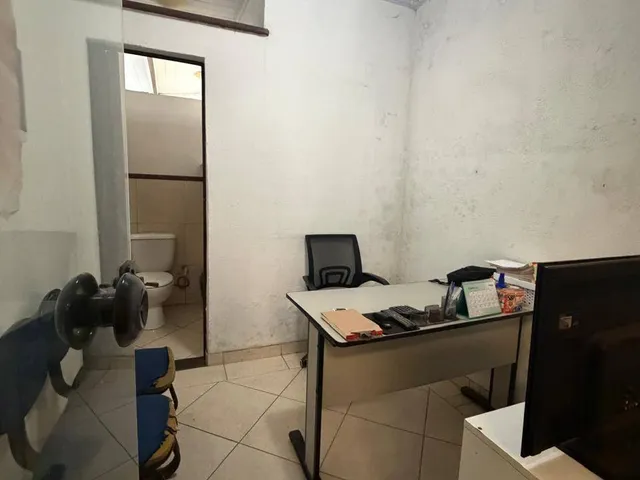 Galpão / Barracão para alugar, no bairro Alto da Serra em Petrópolis