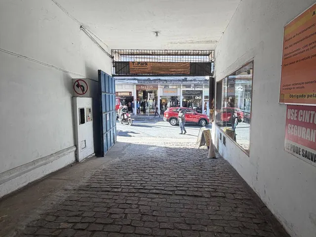 Galpão / Barracão para alugar, no bairro Alto da Serra em Petrópolis