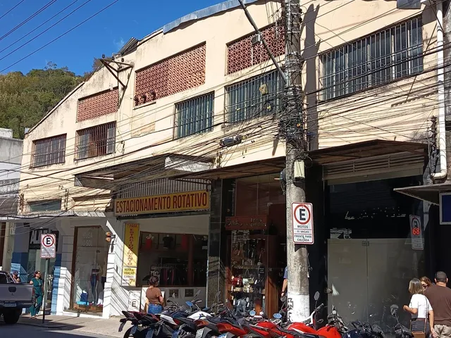 Galpão / Barracão para alugar, no bairro Alto da Serra em Petrópolis