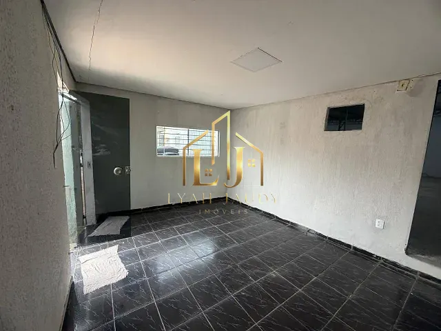 Galpão / Barracão com 300m², para alugar, no bairro Alvorada em Cuiabá