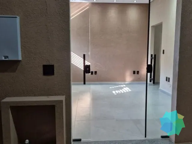 Galpão / Barracão com 200m², para alugar, no bairro Vila Teixeira em Salto