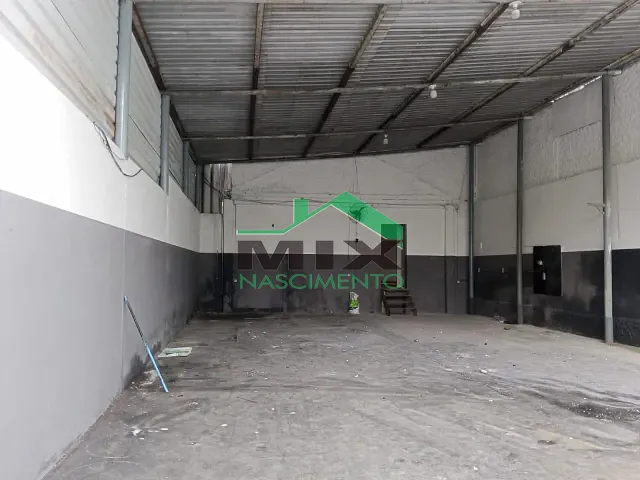 Galpão / Barracão com 500m², para alugar, no bairro Taboão em São Bernardo do Campo