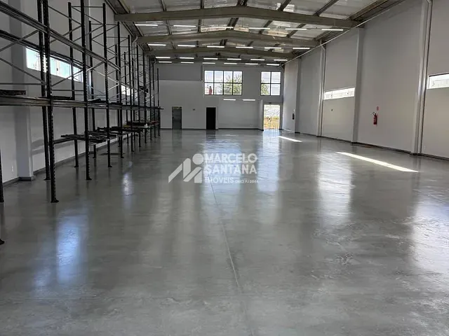 Galpão / Barracão com 1000m², para alugar, no bairro Boa Vista em Vitória da Conquista