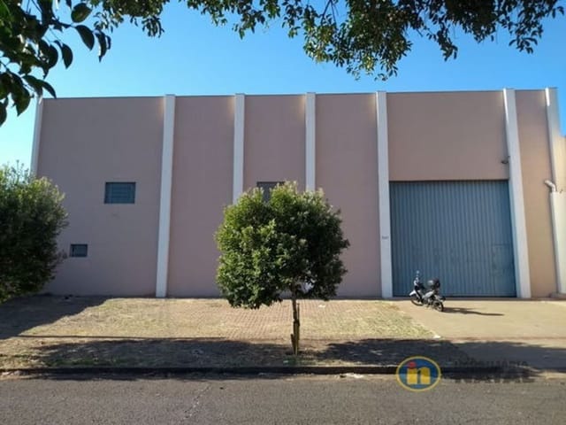 Foto do Galpão / Barracão - Galpão / Barracão para Locação Centro, Londrina - PR | Imobiliária Natal LTDA