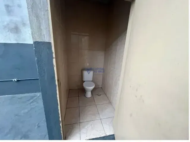 Galpão / Barracão com 300m², para alugar, no bairro Jardim Diamante em São José dos Campos