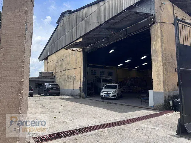 Galpão / Barracão com 2380m², à venda, no bairro Vila Mesquita em São Paulo