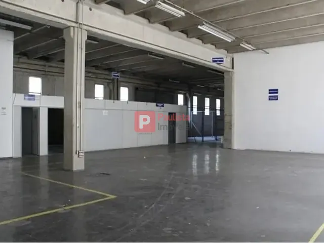 Galpão / Barracão com 2243m², à venda, no bairro Jurubatuba em São Paulo