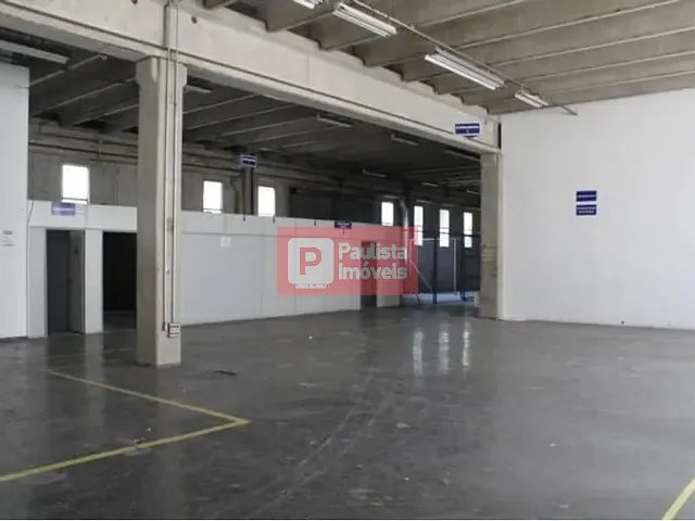 Galpão / Barracão com 2243m², à venda, no bairro Jurubatuba em São Paulo