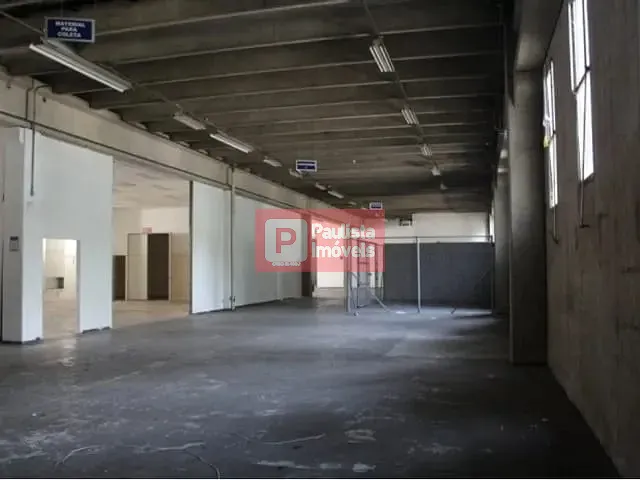 Galpão / Barracão com 2243m², à venda, no bairro Jurubatuba em São Paulo