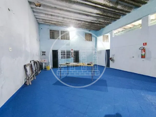 Galpão / Barracão com 160m², para alugar, no bairro Vila São José em São Paulo