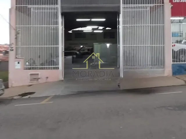 Galpão / Barracão com 290m², à venda ou para alugar, no bairro Jardim Alvorada em Guaxupé