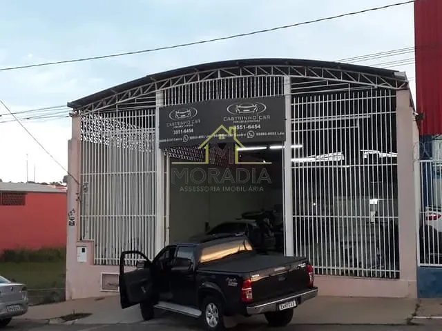 Galpão / Barracão com 290m², à venda ou para alugar, no bairro Jardim Alvorada em Guaxupé