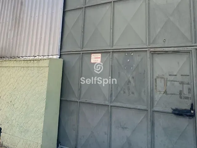 Galpão / Barracão para alugar, no bairro Engenhoca em Niterói