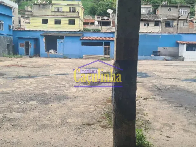 Galpão / Barracão com 2000m², para alugar, no bairro Centro em Barra do Piraí
