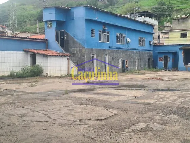 Galpão / Barracão com 2000m², para alugar, no bairro Centro em Barra do Piraí