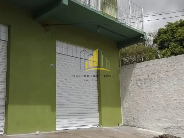 Galpão / Barracão com 240m², para alugar, no bairro Vila Nova Bonsucesso em Guarulhos
