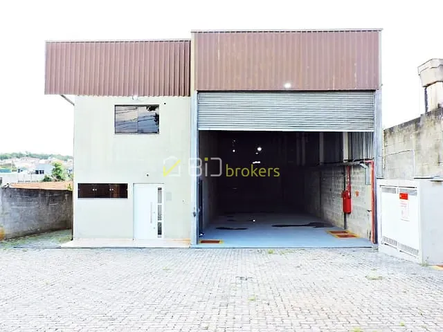 Galpão / Barracão com 2200m², à venda ou para alugar, no bairro Da Lagoa em Vargem Grande Paulista