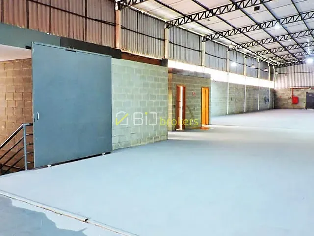 Galpão / Barracão com 2200m², à venda ou para alugar, no bairro Da Lagoa em Vargem Grande Paulista