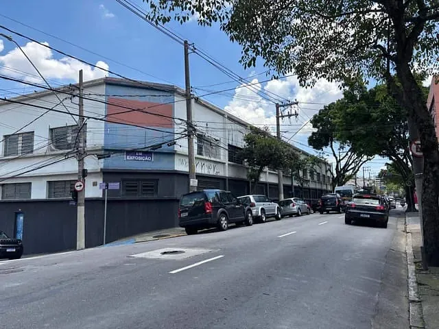 Galpão / Barracão à venda ou para alugar, no bairro Cerâmica em São Caetano do Sul