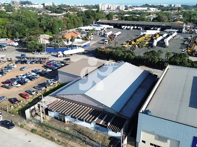 Galpão / Barracão com 1500m², para alugar, no bairro Unileste em Piracicaba