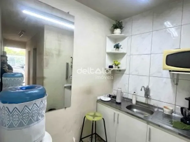 Galpão / Barracão com 640m², à venda, no bairro Castelo em Belo Horizonte