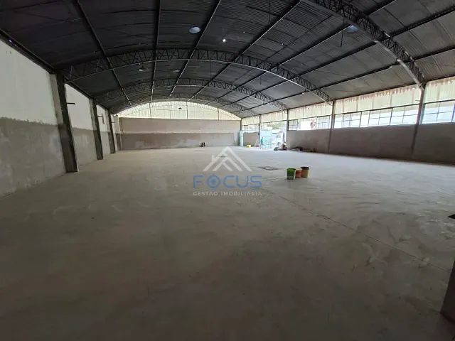 Galpão / Barracão com 972m², para alugar, no bairro Jardim das Orquídeas em Jundiaí