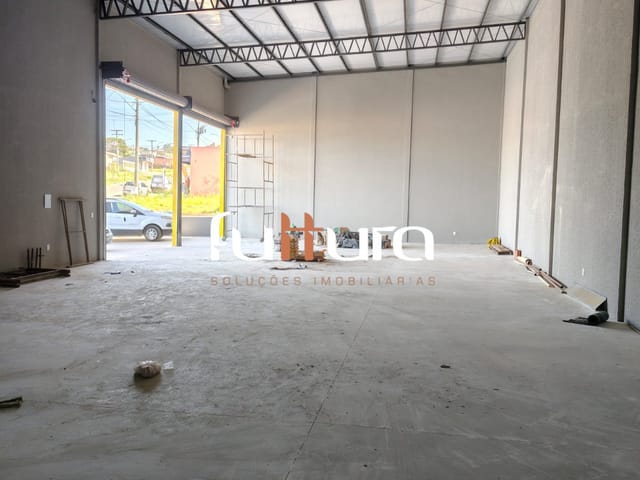 Galpão / Barracão à venda, no bairro Residencial Boa Vista II em Senador Canedo