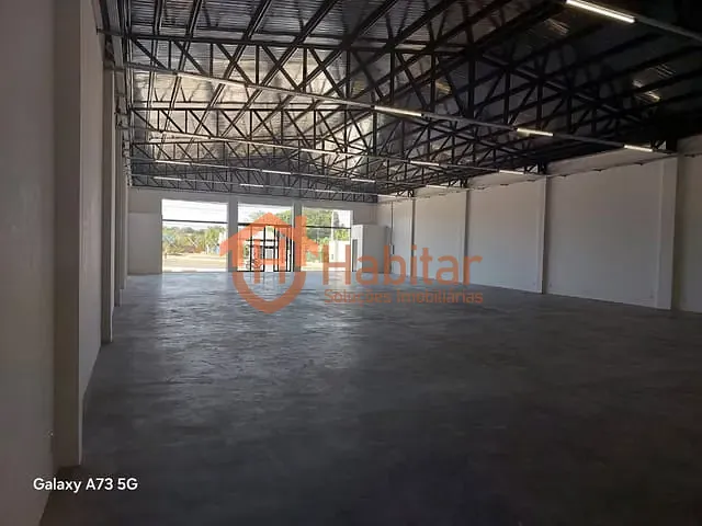 Galpão / Barracão com 582m², para alugar, no bairro Jardim Amazonia em Sorriso