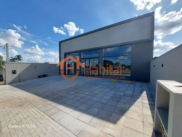 Galpão / Barracão com 582m², para alugar, no bairro Jardim Amazonia em Sorriso