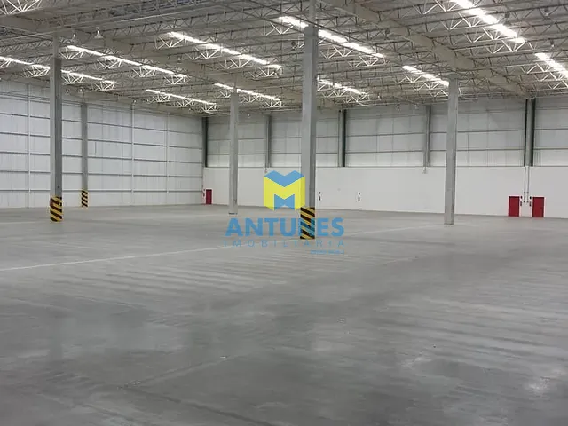 Galpão / Barracão com 2287m², para alugar, no bairro Prazeres em Jaboatão dos Guararapes