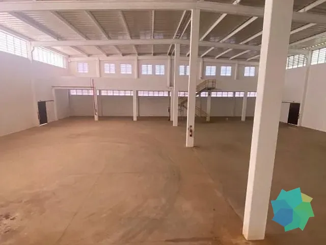 Galpão / Barracão com 2300m², para alugar, no bairro Park Comercial de Indaiatuba em Indaiatuba
