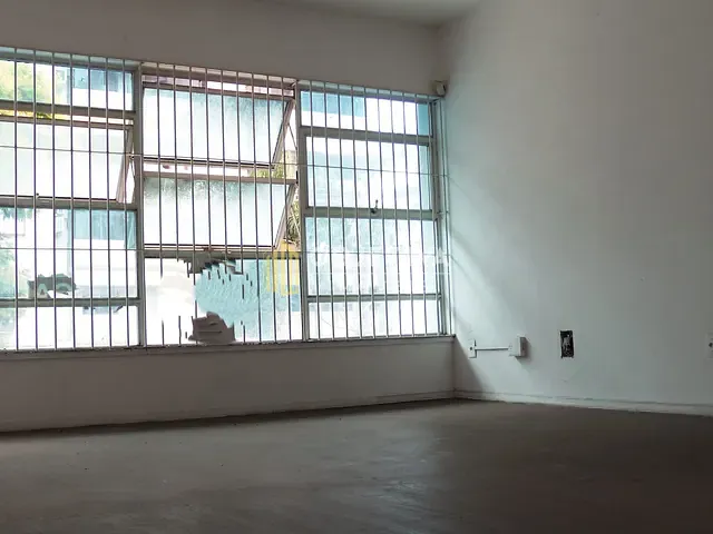 Galpão / Barracão com 860m², para alugar, no bairro Centro em Novo Hamburgo