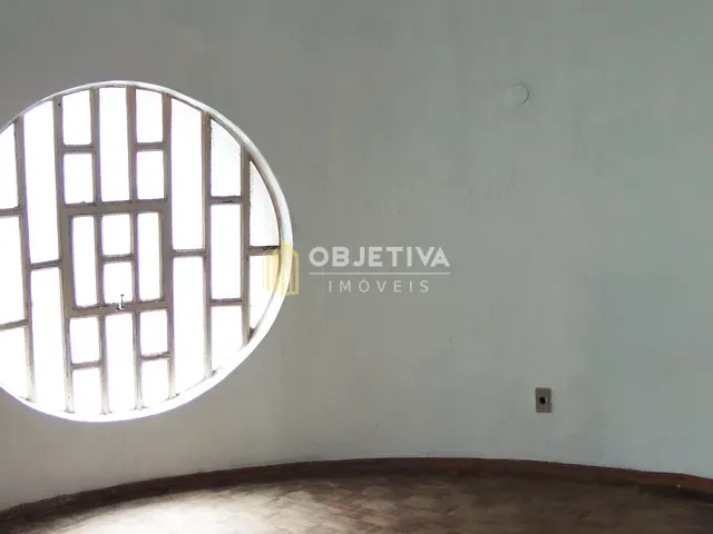 Galpão / Barracão com 860m², para alugar, no bairro Centro em Novo Hamburgo