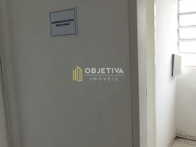 Galpão / Barracão com 860m², para alugar, no bairro Centro em Novo Hamburgo