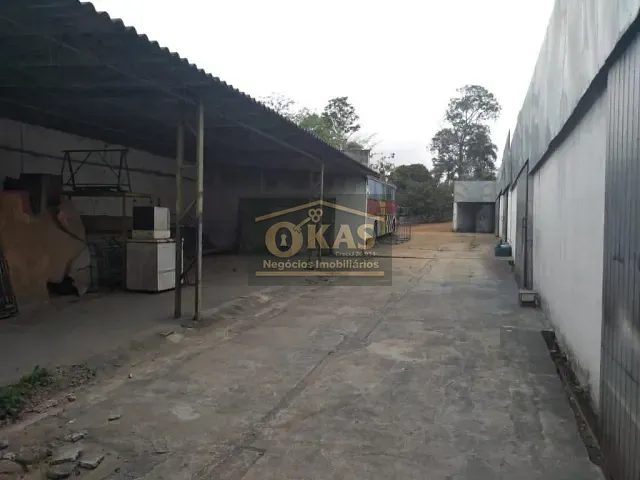 Galpão / Barracão com 2205m², à venda, no bairro Chácaras Ceres em Suzano
