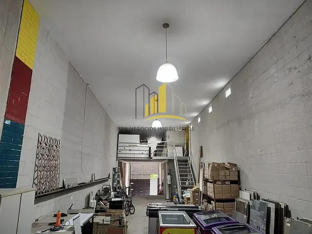 Galpão / Barracão para alugar, no bairro Vila Nhocune em São Paulo