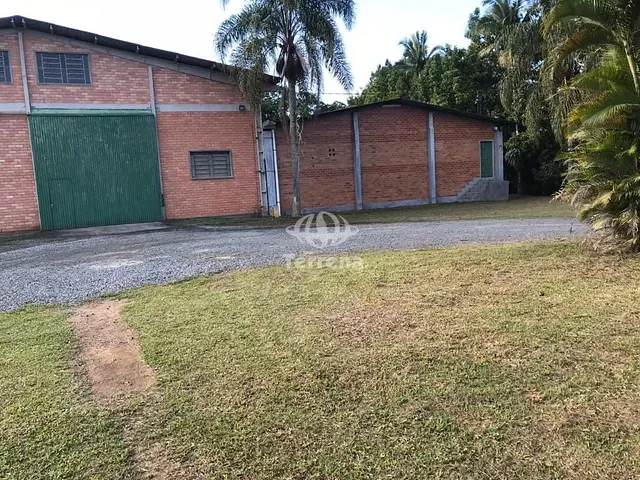 Galpão / Barracão com 23922m², para alugar, no bairro Centro em Pomerode