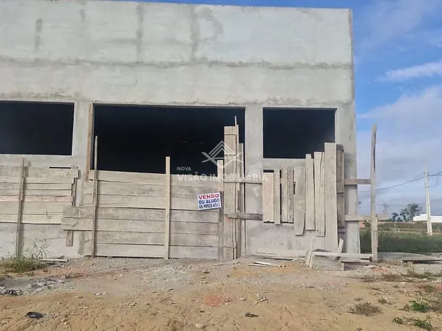 Galpão / Barracão com 240m², à venda, no bairro Jardim Toledo em Sinop