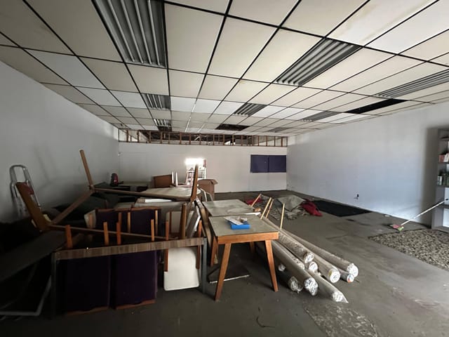 Foto do Galpão / Barracão - 🌟 Sua Nova Base Operacional Próximo à Salim Farah Maluf! Galpão de 511m² com Excelente Logística! | Organização Imobiliária Açores
