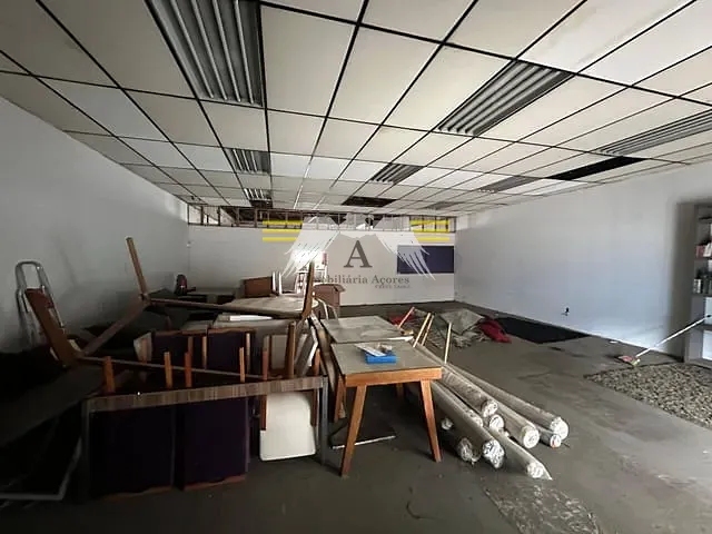 Galpão / Barracão com 252m², para alugar, no bairro Belém em São Paulo