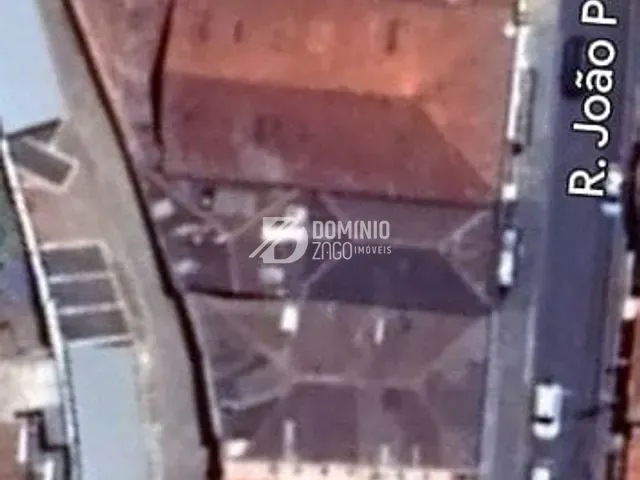 Galpão / Barracão com 1620m², à venda, no bairro Centro em Uberaba