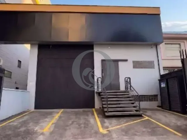 Galpão / Barracão para alugar, no bairro Mooca em São Paulo