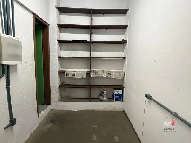 Galpão / Barracão à venda ou para alugar, no bairro Alto da Serra em Petrópolis