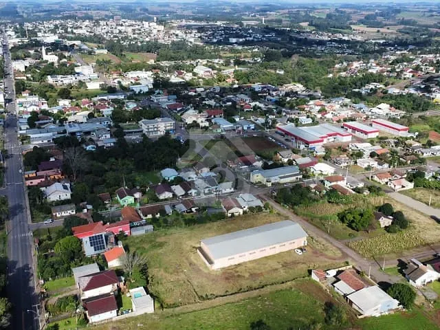 Galpão / Barracão com 657m², à venda, no bairro Canabarro em Teutônia