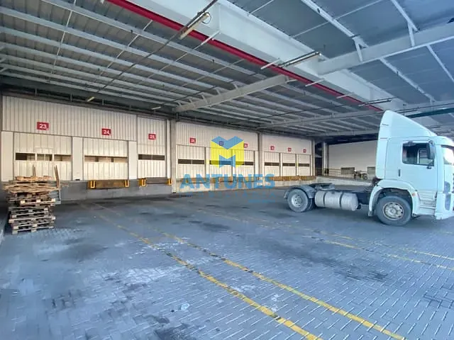 Galpão / Barracão com 3240m², para alugar, no bairro Prazeres em Jaboatão dos Guararapes