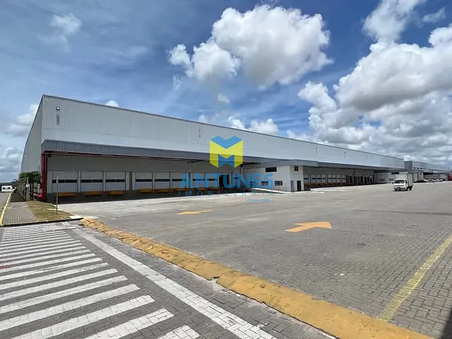 Galpão / Barracão com 3240m², para alugar, no bairro Prazeres em Jaboatão dos Guararapes