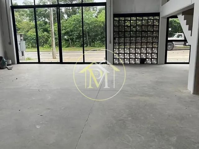 Galpão / Barracão com 912m², para alugar, no bairro Alphaville Nova Esplanada em Votorantim