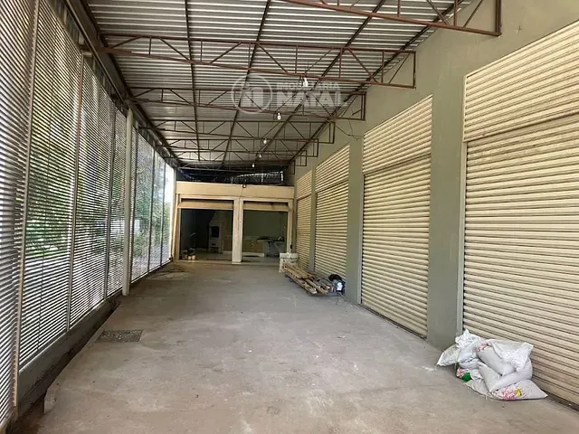 Galpão / Barracão com 500m², para alugar, no bairro Portuguesa em Londrina