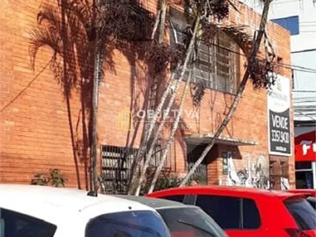 Galpão / Barracão à venda, no bairro Navegantes em Porto Alegre