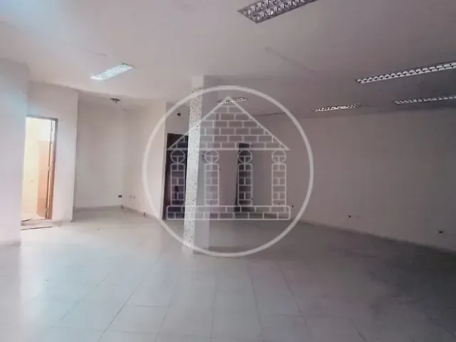 Loja com 400m², para alugar, no bairro Parque Brasil em São Paulo